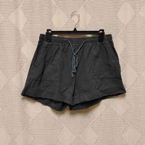 Women's Casual Pull On Gray Shorts Front And Back Pockets Elastic Waist Size XL